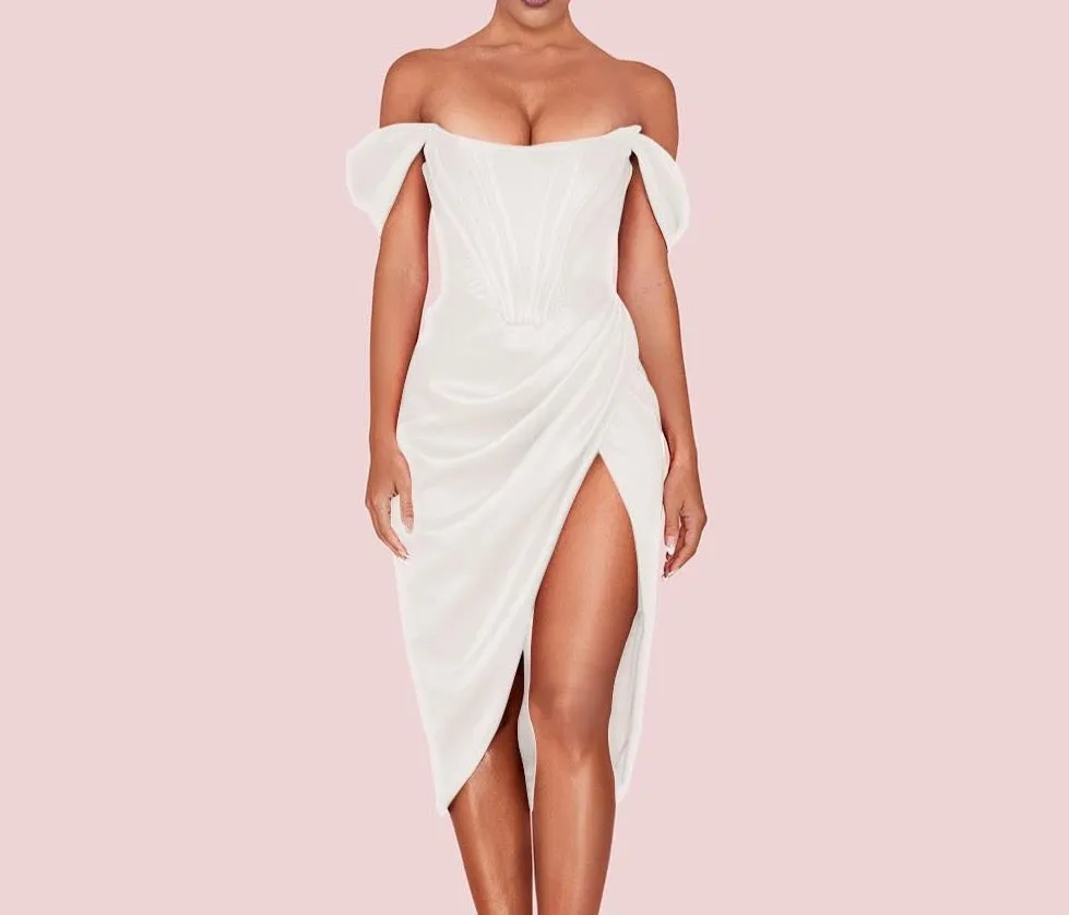 EDNA Off Shoulder Short Sleeve Over Knee Wrinkled Slit Bodycon Dress